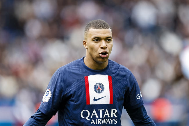 Kylian Mbappe - tiền đạo trẻ của câu lạc bộ Paris Saint - Germain