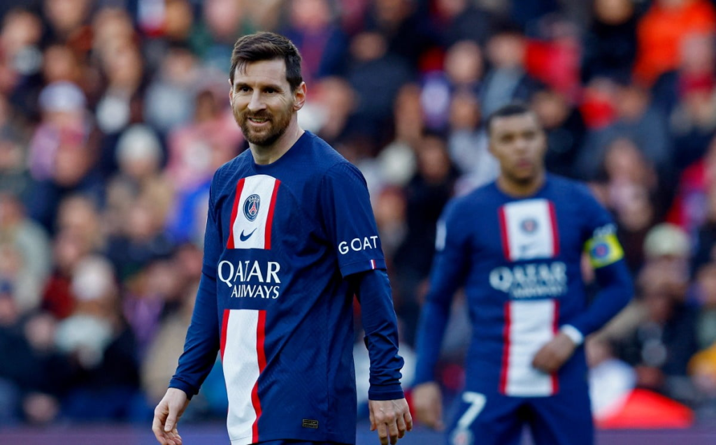 Huyền thoại bóng đá đương đại Lionel Messi 
